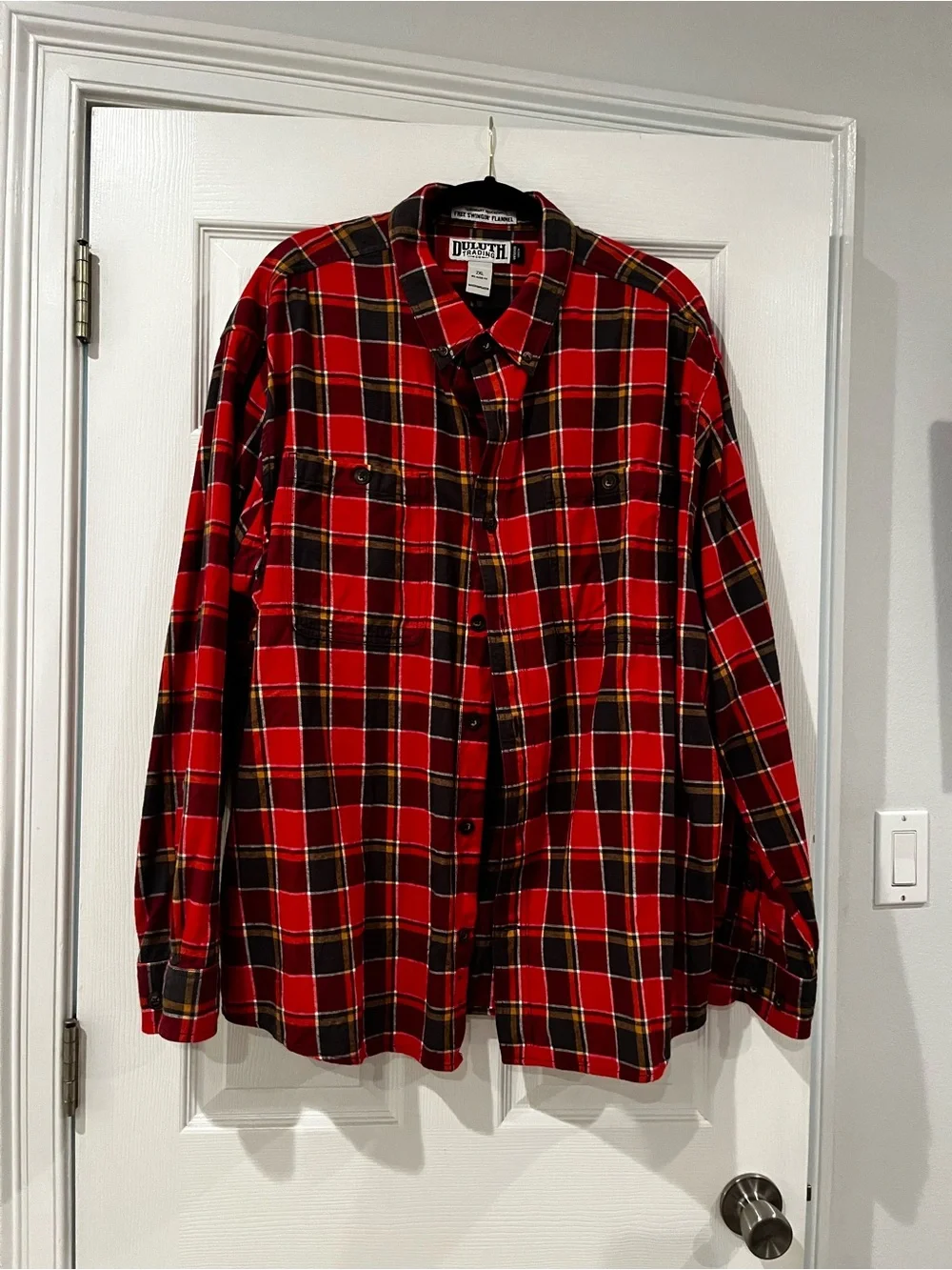 Duluth Trading Co Red and Black Plaid Button-Up Shirt